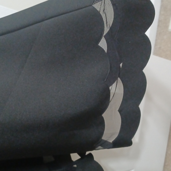 NWT Ted Baker London Mesh Paneled Scallop Dress - Picture 5 of 8